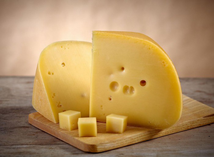 Как делать твердый сыр дома?