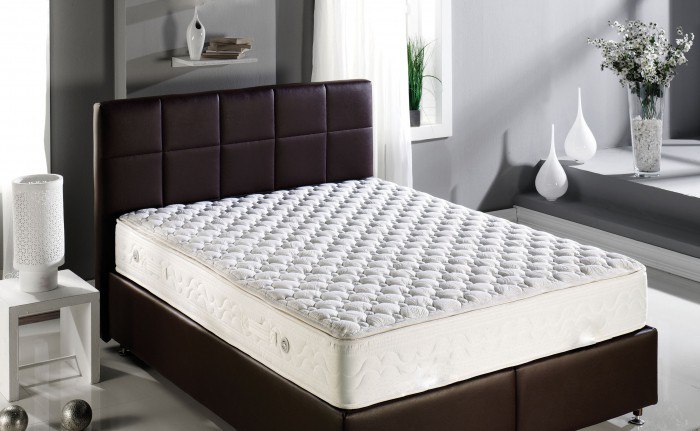 Как выбрать хороший матрас для двуспальной кровати?