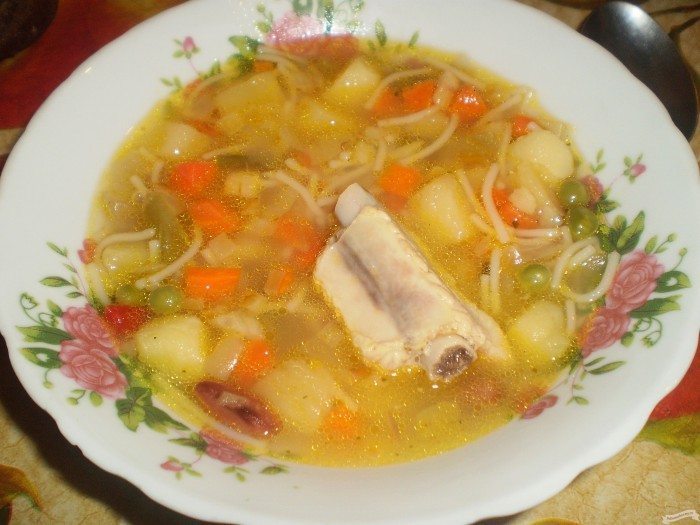 Учимся готовить вкусный суп из привычных и доступных ингредиентов