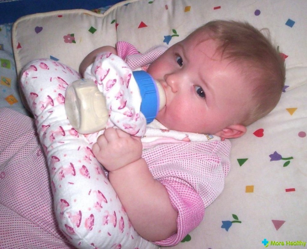 Пена в стуле у ребенка 1 месяц
